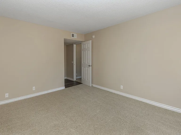 Birchwood Village Apartment Homes — Photo 38