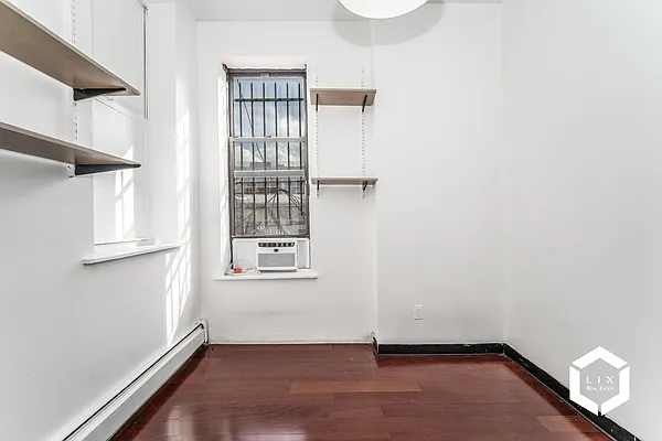 Rented by LIX Real Estate LLC | media 29