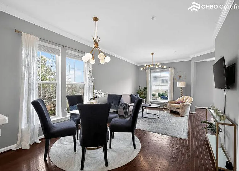 7450 Riding Meadow Way — Photo 17