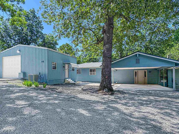 517 Lakeshore Rd, Bull Shoals, AR 72619