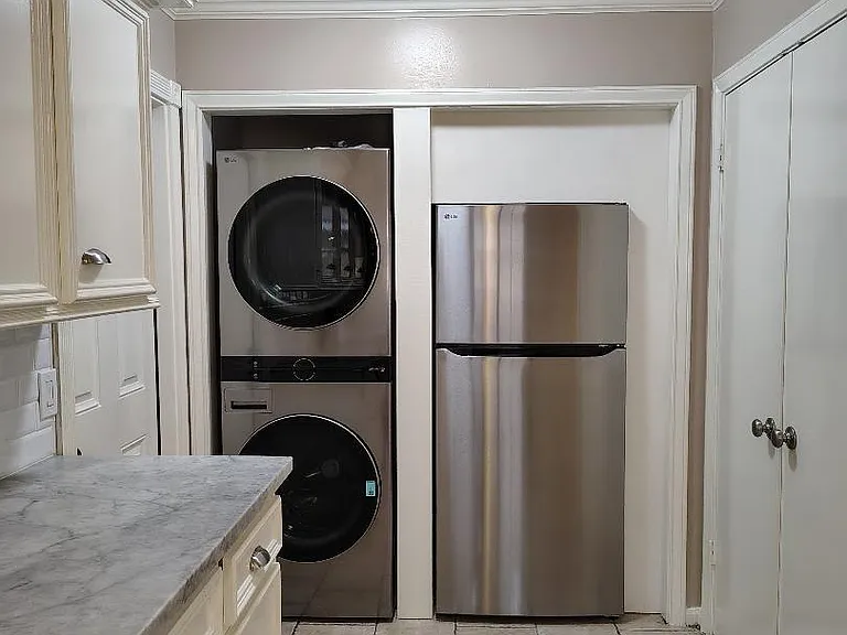 2823 Whitman Dr — Photo 17