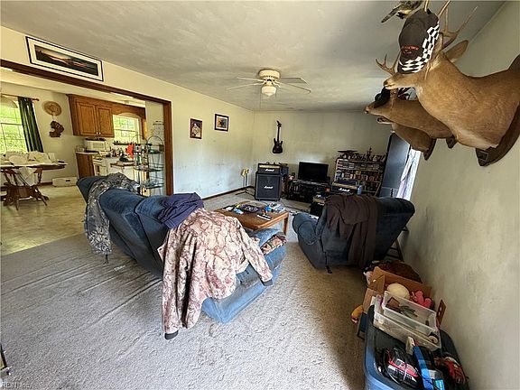 4th image of 5895 Spivey Run Rd