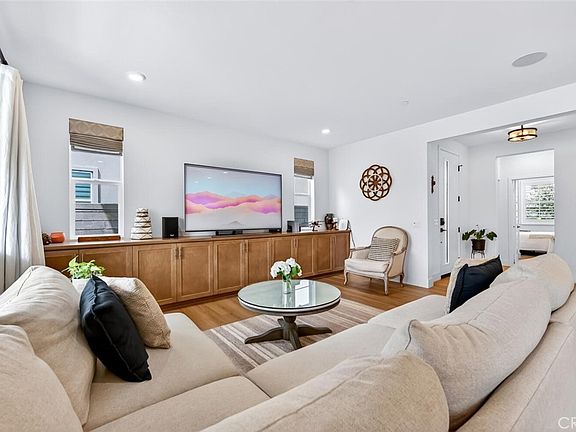 5th image of 1306 Roots Way