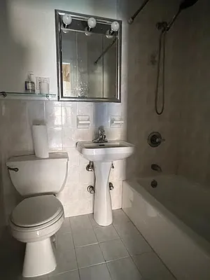 Rented by Compass | media 6