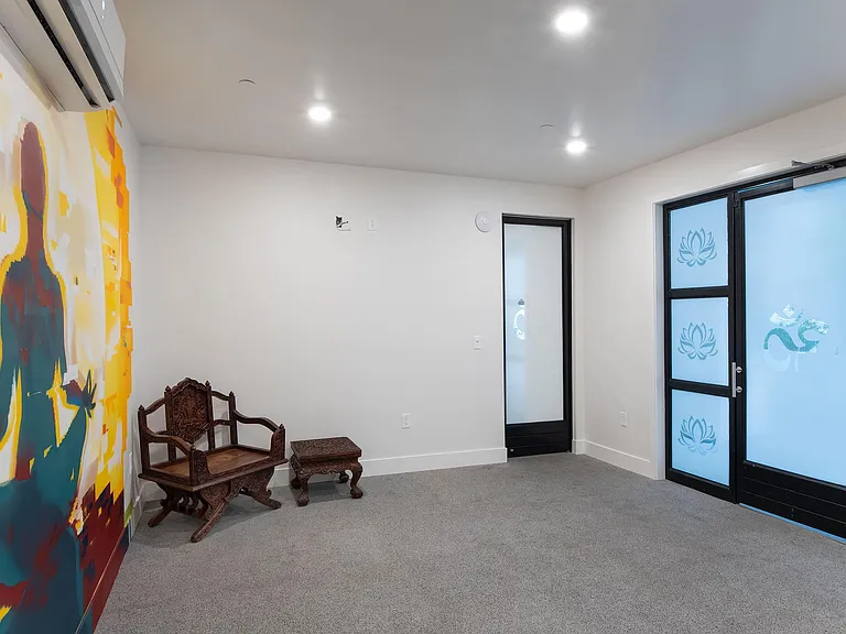 1430 Q Apartments — Photo 58