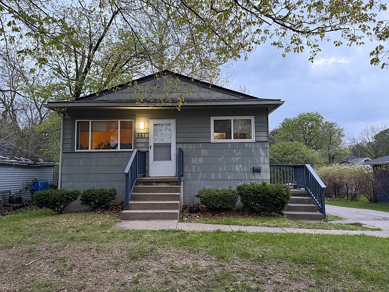 551 Lexington Ave — Photo 4
