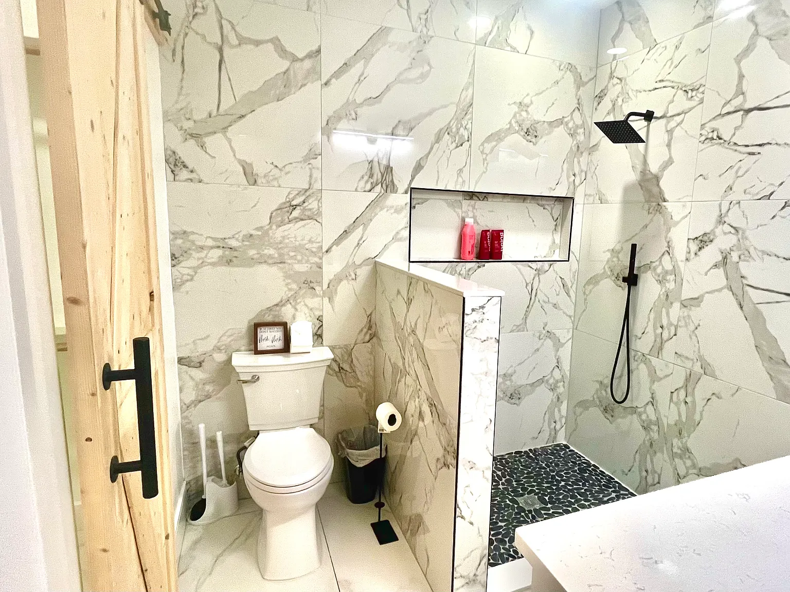 3 bed, 1596 sqft, $1,100 — Photo 3