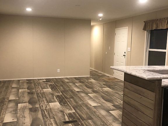 2nd image of 1111 W Sabine St Lot 19
