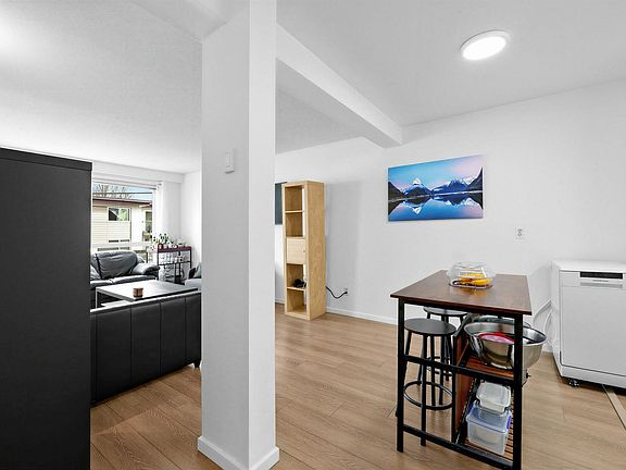5th image of 8680 Fremlin St #201