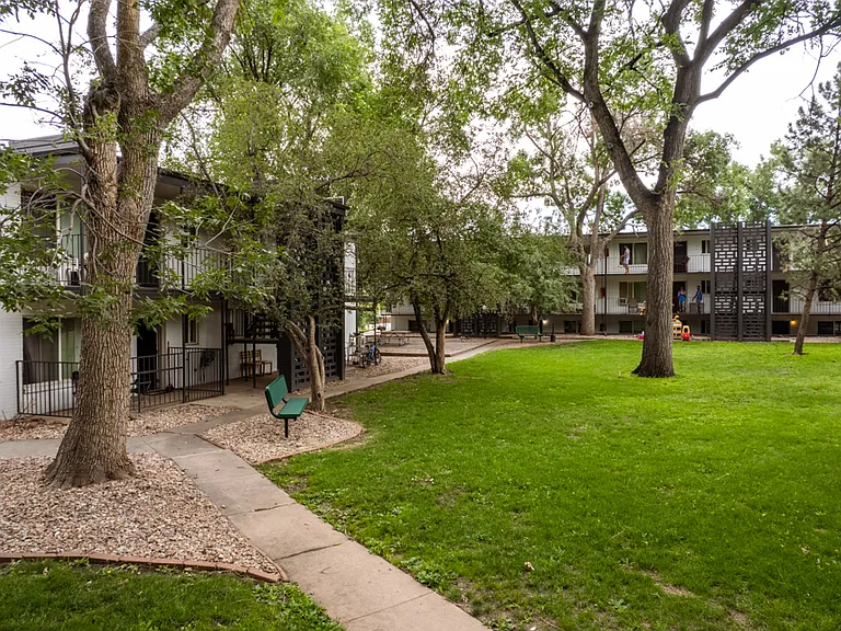 Ivy At Cheyenne Creek — Photo 2