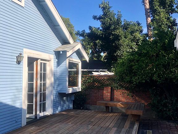 4th image of 484 Arleta Ave