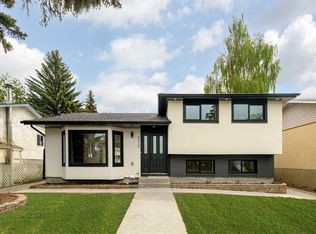 312 W Queensland Rd SE, Calgary, AB T2J 3S6