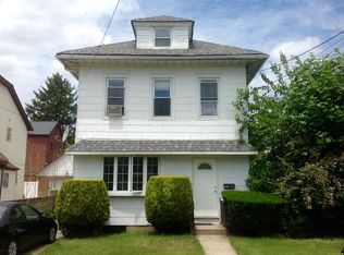 25709 87th Rd, Floral Park, NY 11001