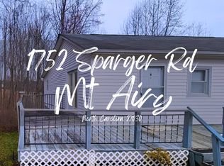 1752 Sparger Rd #B, Mount Airy, NC 27030