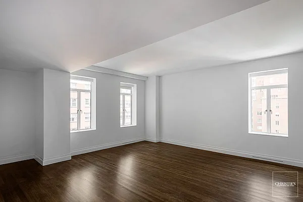 Sold by Christie's International Real Estate Group, LLC | media 10