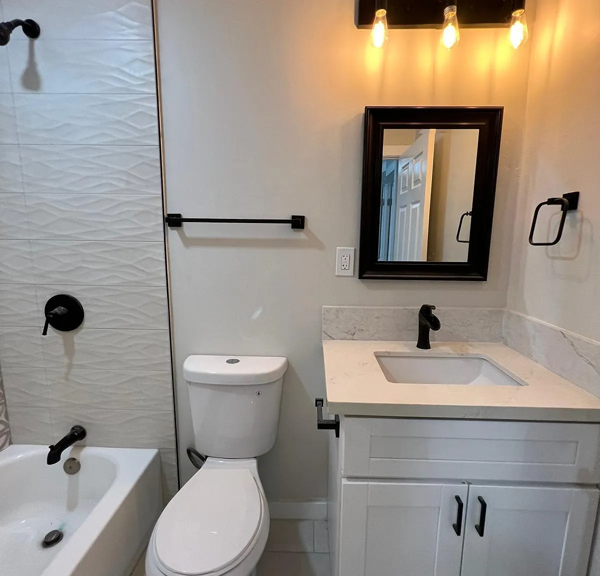 1 bed, 400 sqft, $2,000 — Photo 2