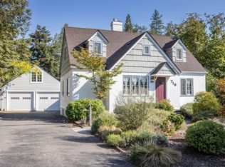 716 NW Bellevue Pl, Grants Pass, OR