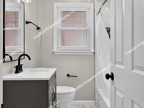 4th image of 18500 Archdale St