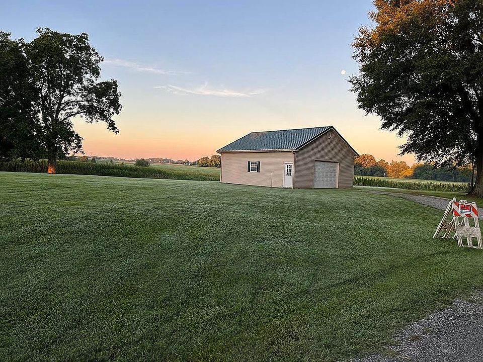 1.1 acre lot with large shop