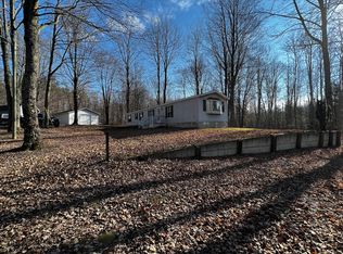16855 Healy Lake Rd, Thompsonville, MI 49683