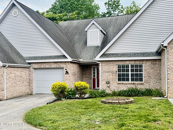 3rd image of 3319 Laurel View Rd