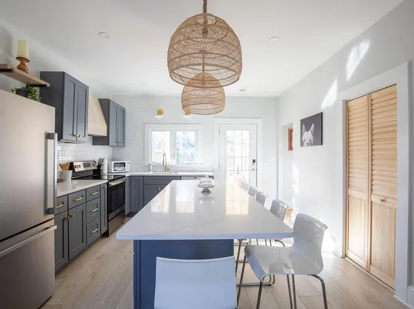 29 Commercial St Floor 1, Marblehead, MA 01945