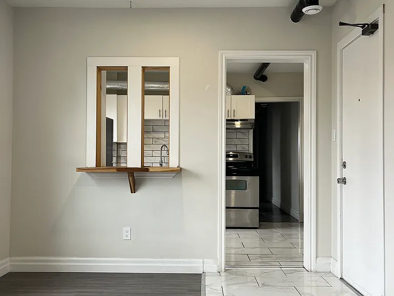 738 Windsor Ave #3 — Photo 10