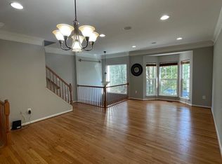 14225 Hunters Run Way, Gainesville, VA 20155