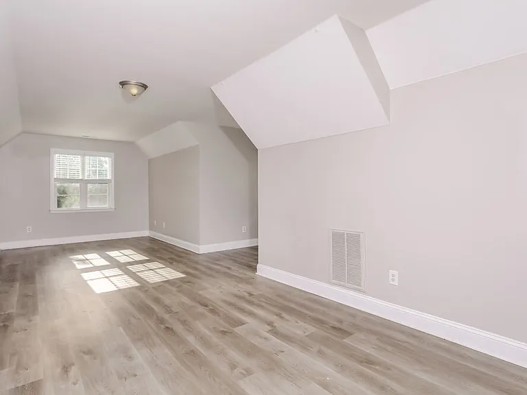 8537 Battery Crest Ln — Photo 15