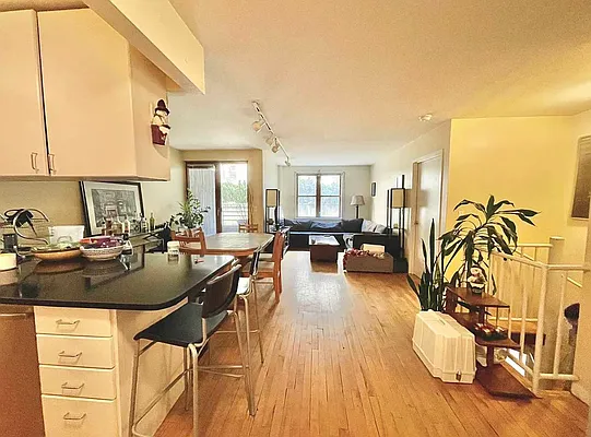 Rented by The Downtown LLC | media 41