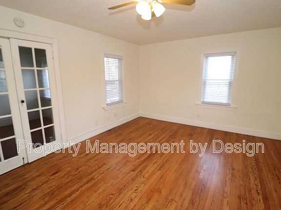 3rd image of 2931 Kingman Blvd APT 3