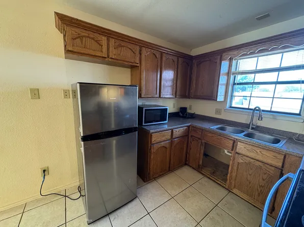 3101 Barrios St #1A, Laredo, TX 78043