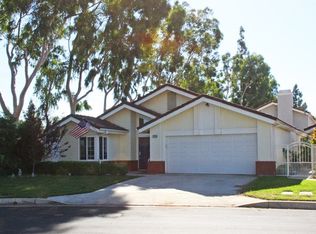 922 W Rainbow Falls Way, Orange, CA 92865