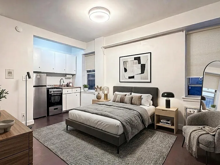 2790 Broadway #1F — Photo 1