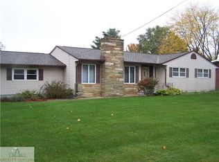 201 Rancho St, Eaton Rapids, MI 48827