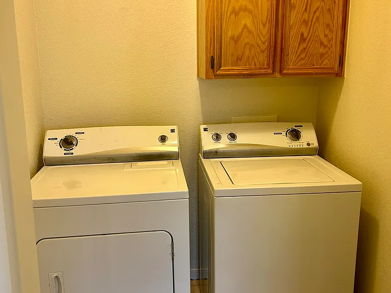 313 Cedar Ridge Dr #B — Photo 9