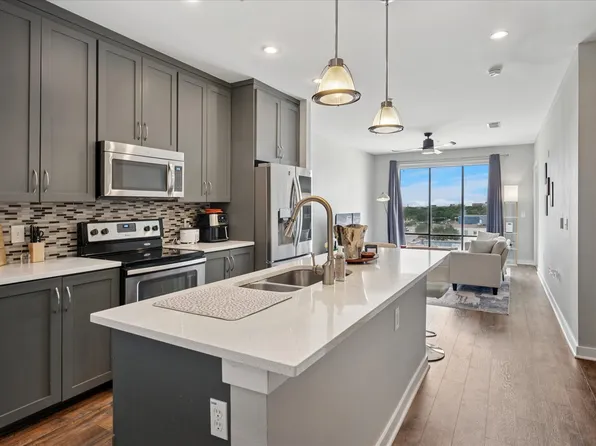 5609 Smu Blvd APT 402, Dallas, TX 75206