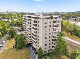 105 Leake Ave #Penthouse 4, Nashville, TN 37205