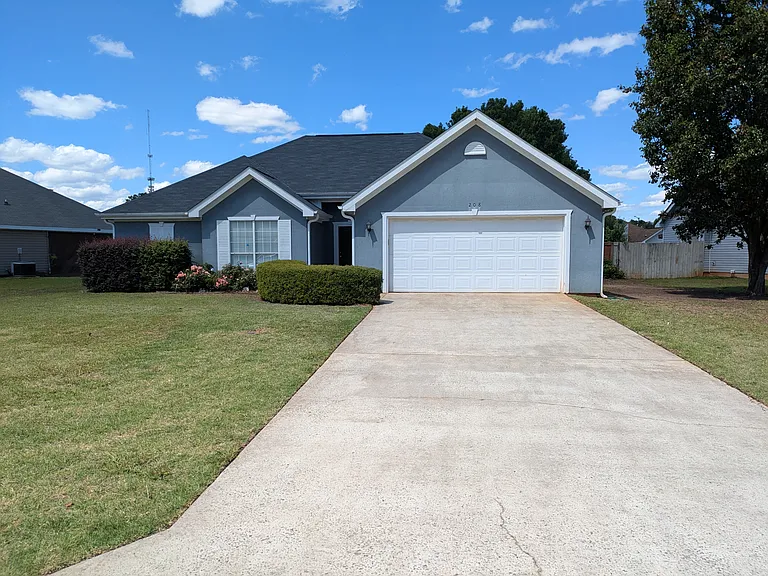 208 Blake Ter — Photo 1