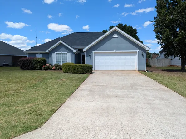 208 Blake Ter, Warner Robins, GA 31088