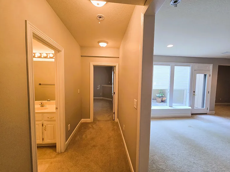 11855 W 144th Ter — Photo 28