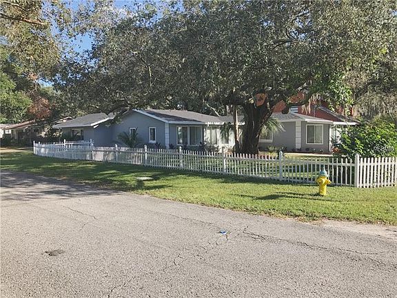 2nd image of 6617 N Willow Ave