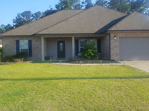 3rd image of 1225 Garden Dr