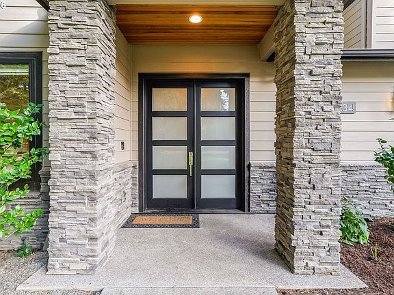 3rd image of 16234 Waluga Dr
