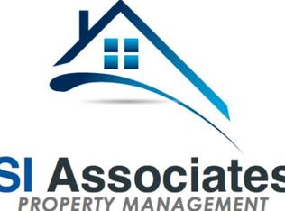 23 Myrtle St APT 2, Orono, ME 04473