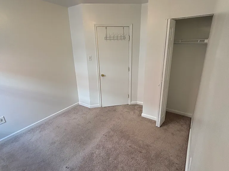 5036 Catharine St #2 — Photo 6