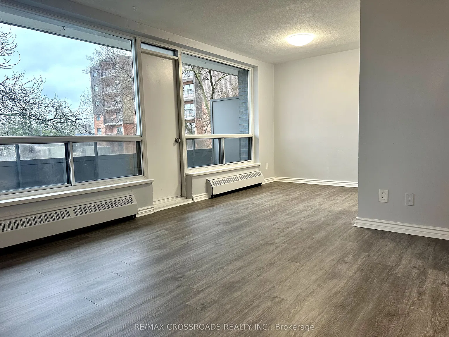 2 bed, $2,195 — Photo 3