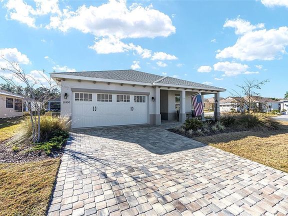 3rd image of 10390 SW 99th St