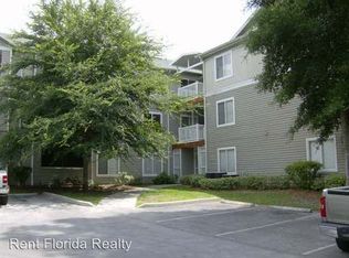 4000 SW 23rd St #6, Gainesville, FL 32608