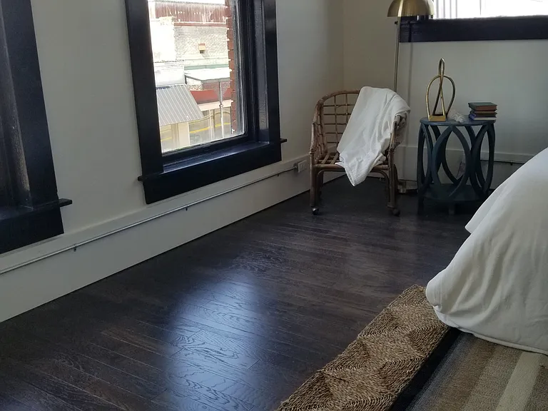 2 bed, 2.0 bath, 1600 sqft, $2,500 — Photo 70